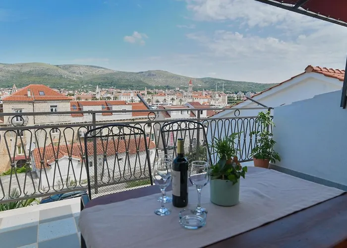 Guest house Kate Trogir
