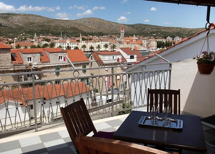 Kate 3* Trogir